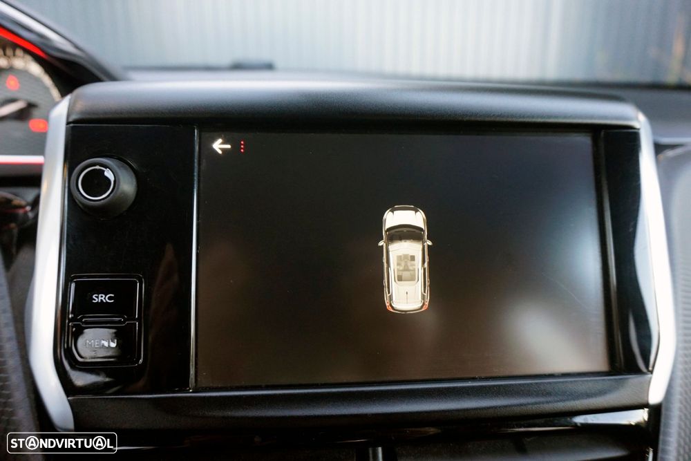 Peugeot 2008 1.2 PureTech GT Line - 21