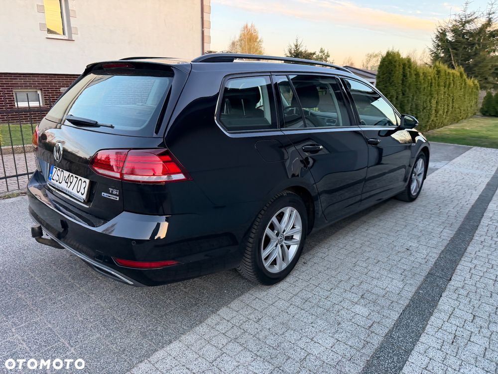 Volkswagen Golf 1.5 TSI BlueMotion ACT DSG Highline - 23
