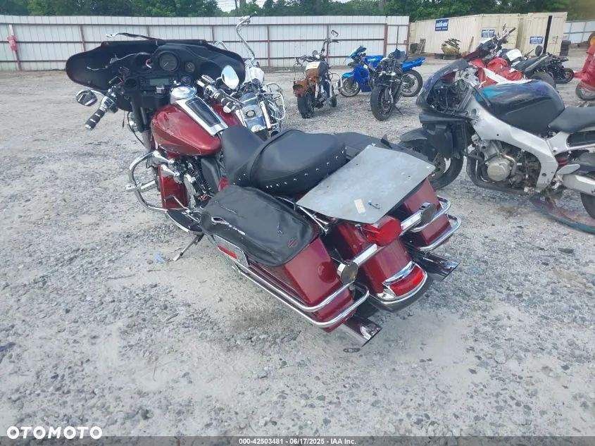 Harley-Davidson Touring Street Glide - 3