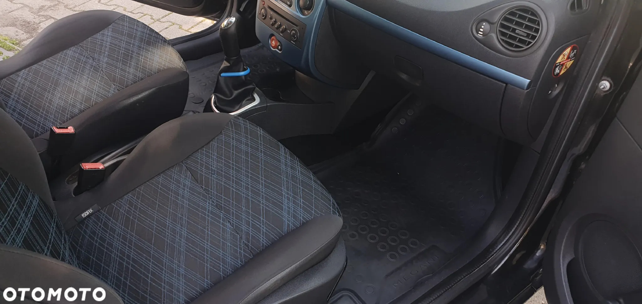 Renault Clio 1.2 16V 75 Dynamique - 9