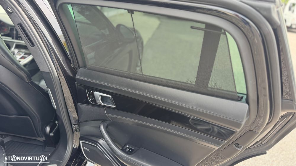 Porsche Panamera Sport Turismo Turbo - 31