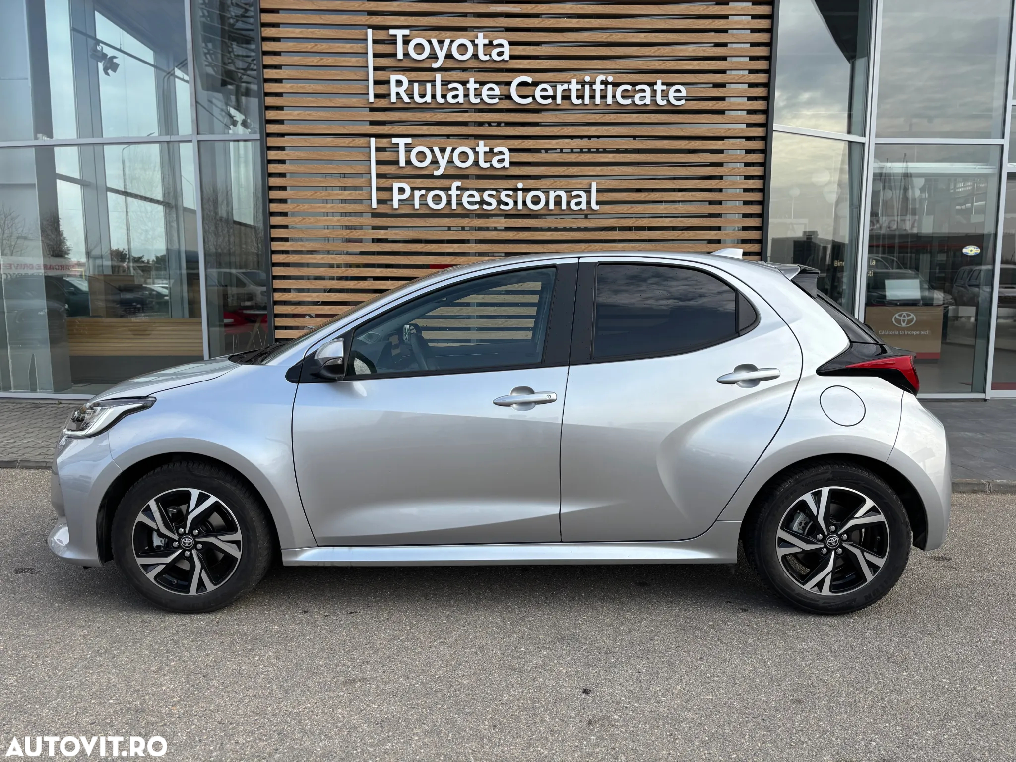 Toyota Yaris 1.5 116 CP HEV Dynamic - 4