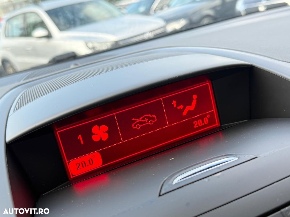 Opel Zafira Tourer 2.0 CDTI ECOTEC Cosmo - 27