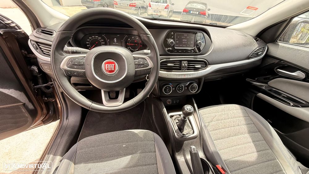 Fiat Tipo 1.6 M-Jet Lounge J17 - 12