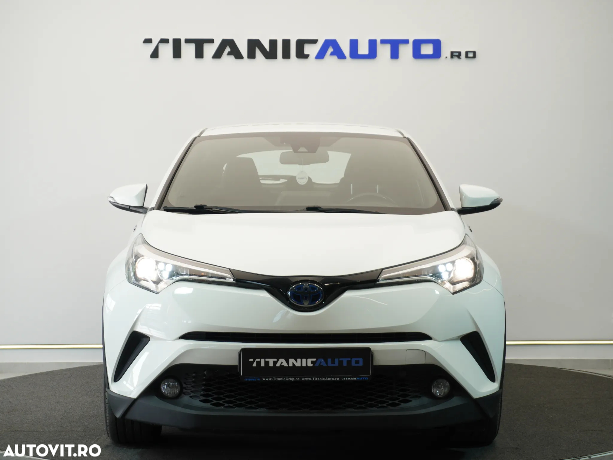 Toyota C-HR 1.8 HSD 4x2 CVT C-ult LED - 6