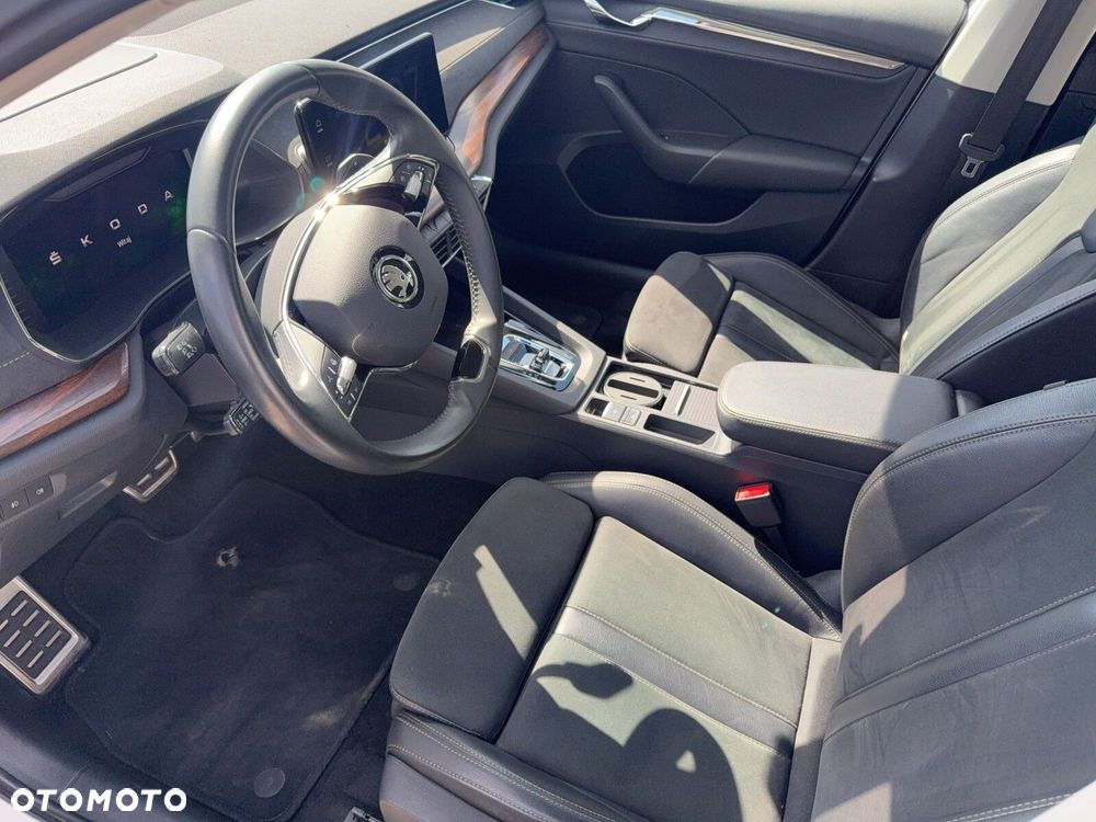 Skoda Octavia 2.0 TDI 4x4 Scout DSG - 10