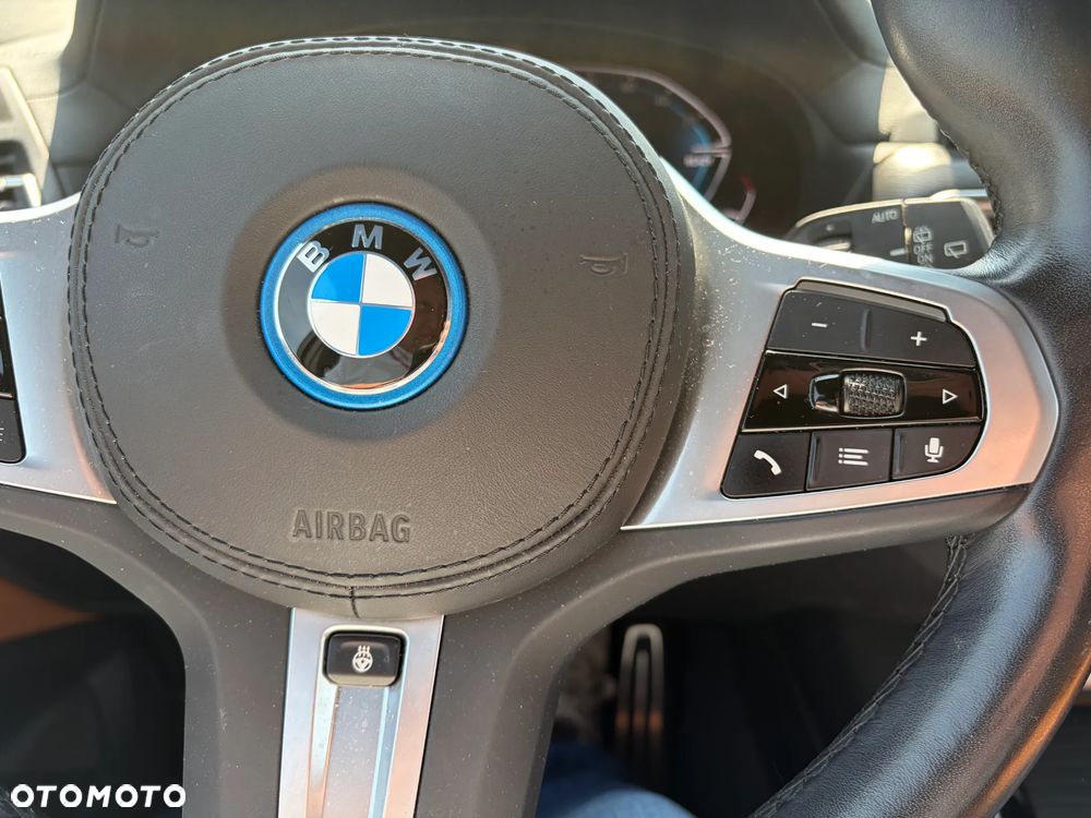 BMW iX3 80kWh Inspiring - 14