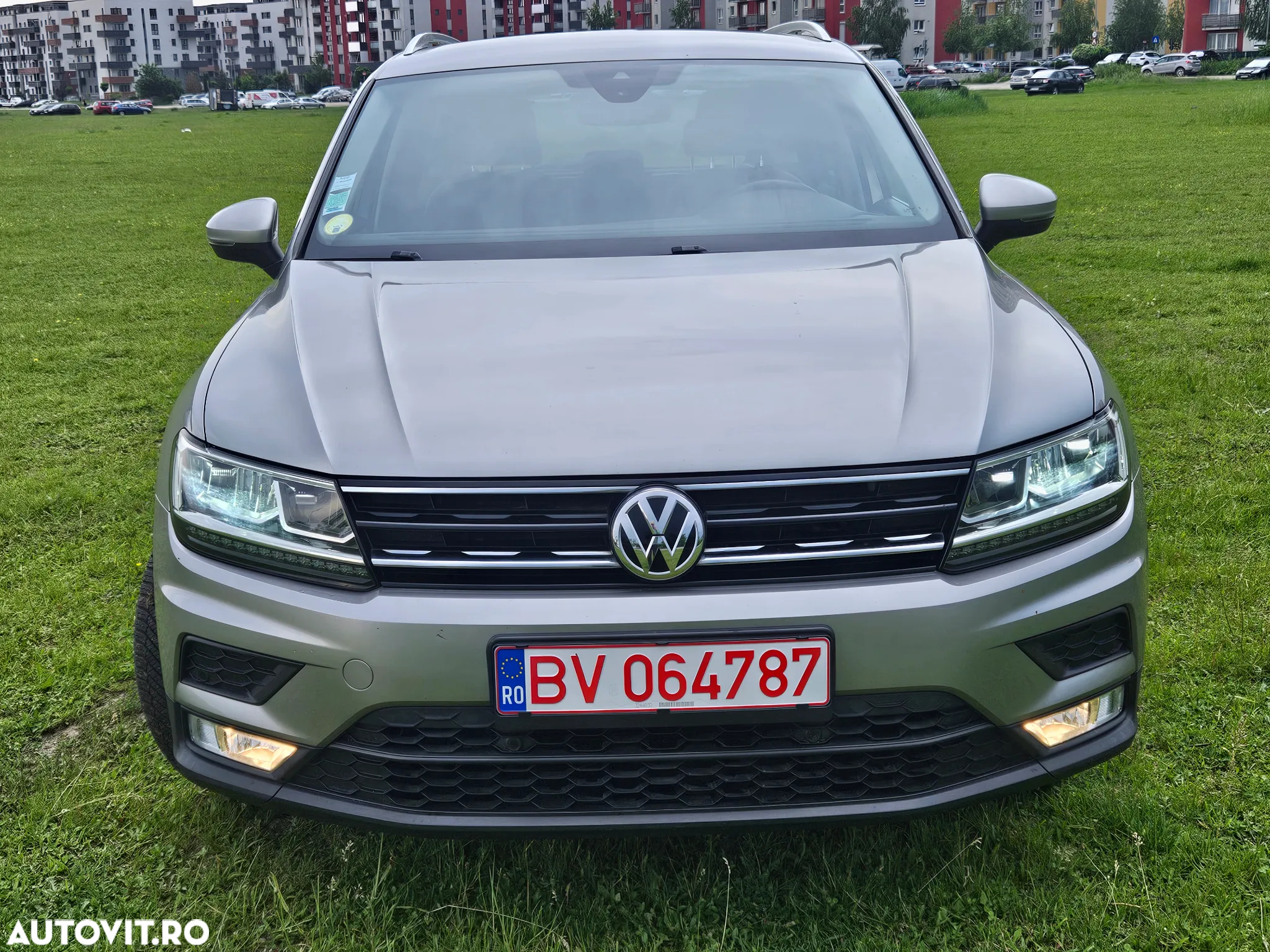 Volkswagen Tiguan 2.0 TDI 4Mot DSG Comfortline - 5