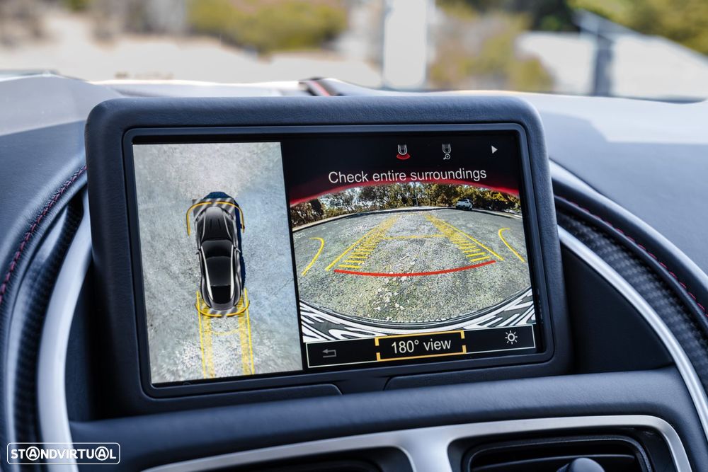 Aston Martin DB11 Coupé V12 AMR - 20