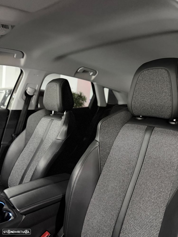 Peugeot 3008 1.5 BlueHDi Active Pack EAT8 - 14
