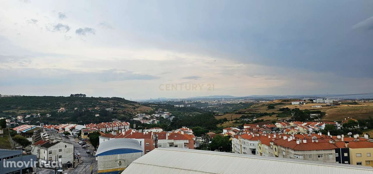 Prédio de 7 pisos com vista fantástica em Oeiras - Grande imagem: 2/46