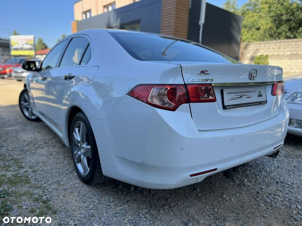 Honda Accord - 2
