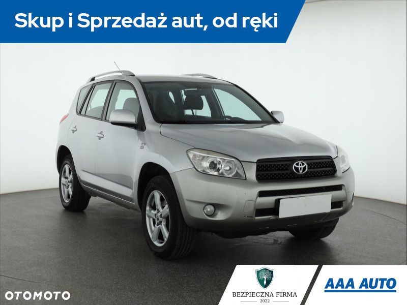 Toyota RAV4 - 2