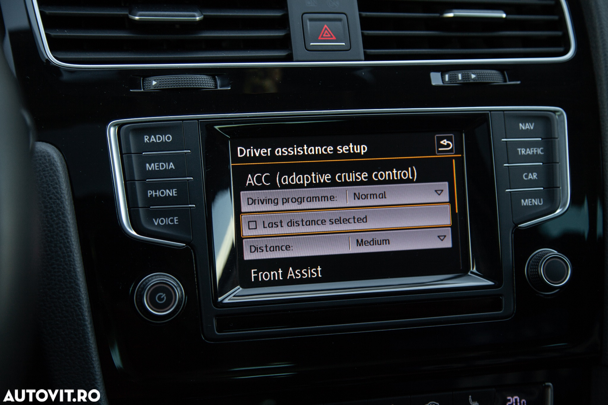 Volkswagen Golf 2.0 TDI (BlueMotion Technology) Highline - 34
