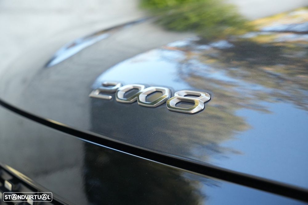 Peugeot 2008 1.2 PureTech Allure Pack - 31