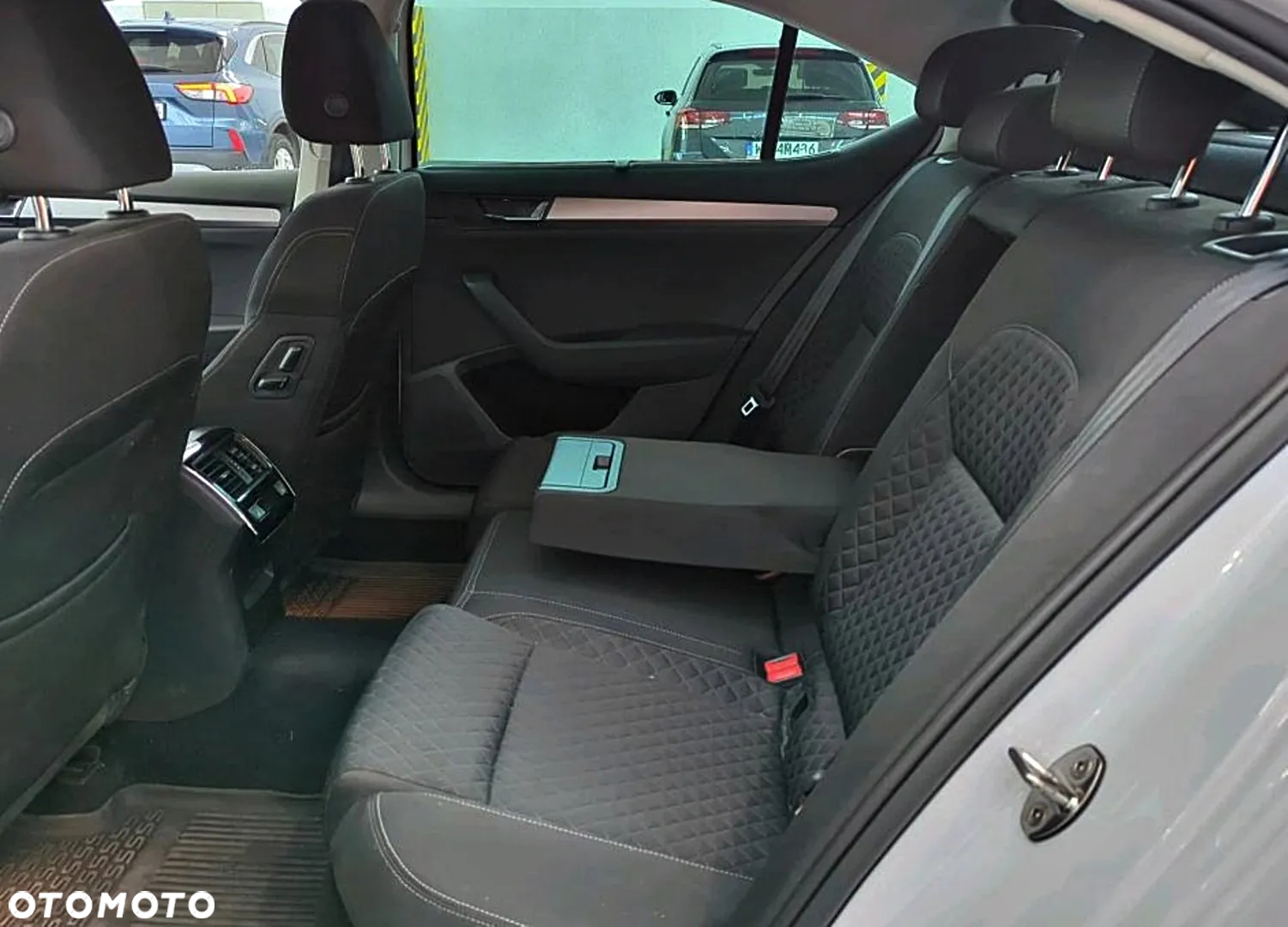 Skoda Superb 2.0 TDI Style DSG - 9