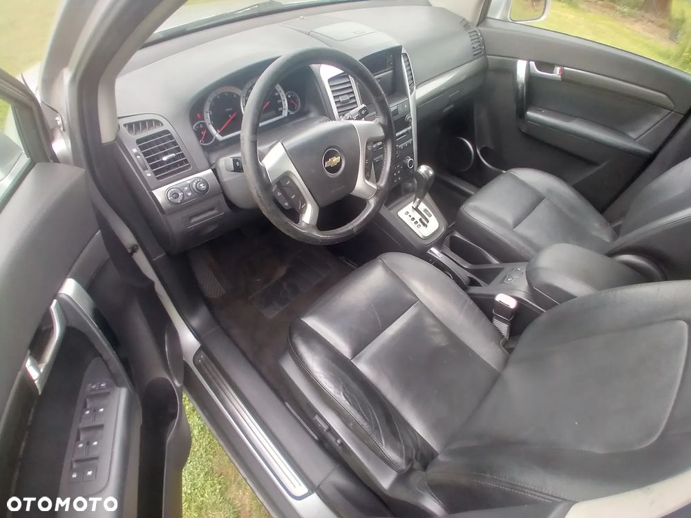 Chevrolet Captiva 2.0 4WD 7 Sitzer Automatik LT Exclusive - 5