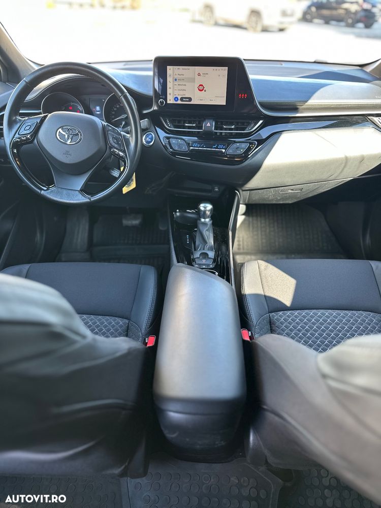Toyota C-HR - 9