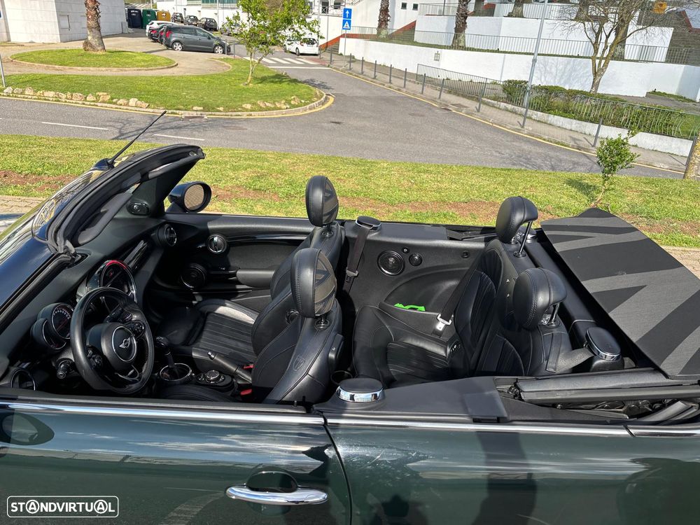 MINI Cabrio John Cooper Works Auto Desportiva - 23