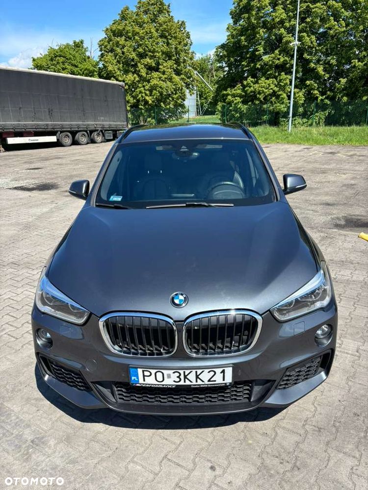 BMW X1 xDrive18d - 4