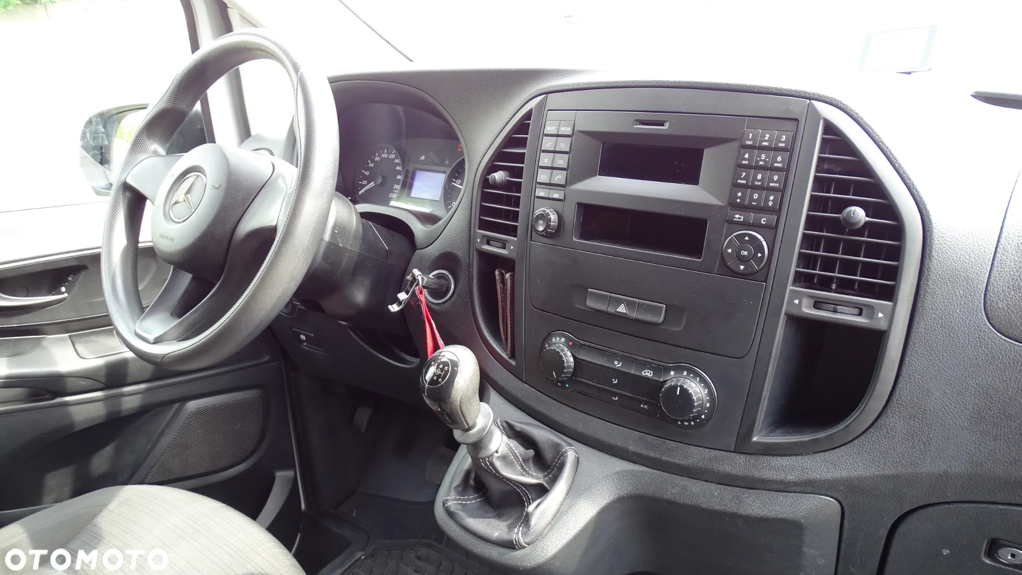 Mercedes-Benz VITO - 9