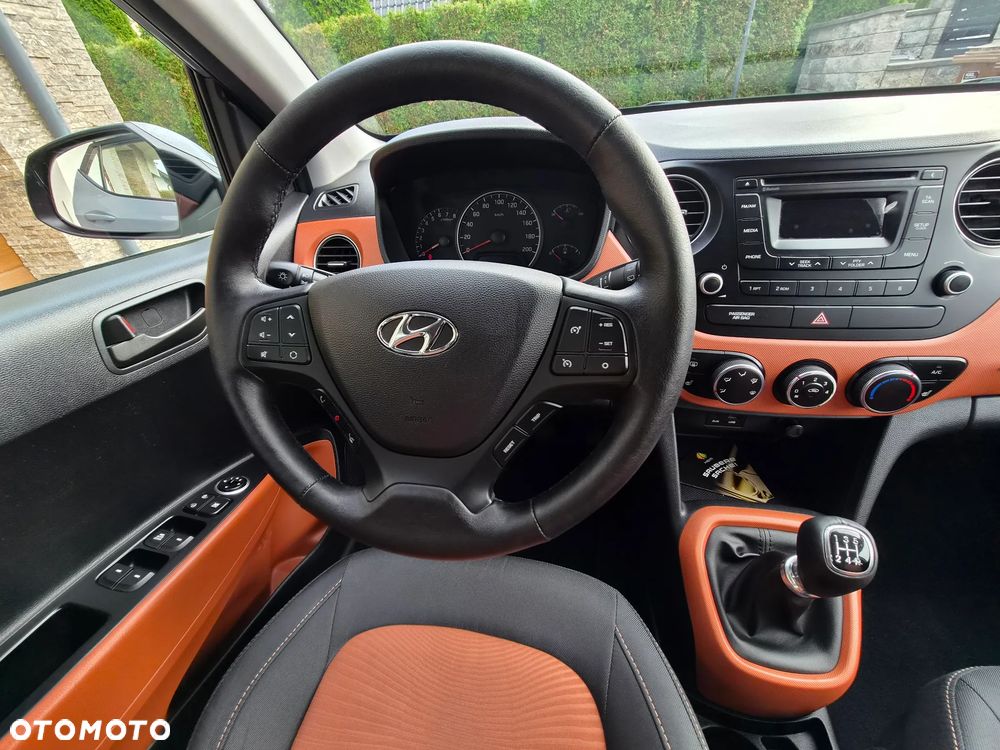 Hyundai i10 - 24