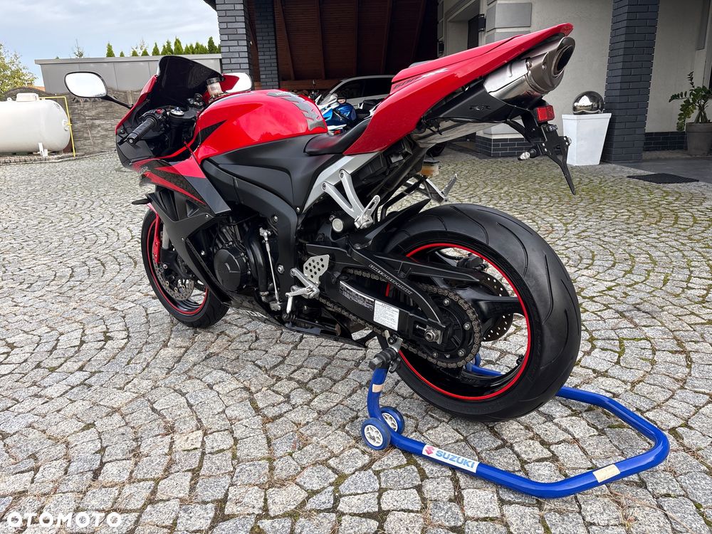 Honda CBR - 38