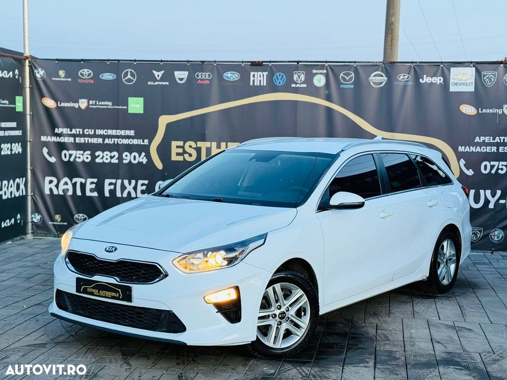 Kia Ceed 1.6 CRDi 136 ISG Dream Team Edition - 1