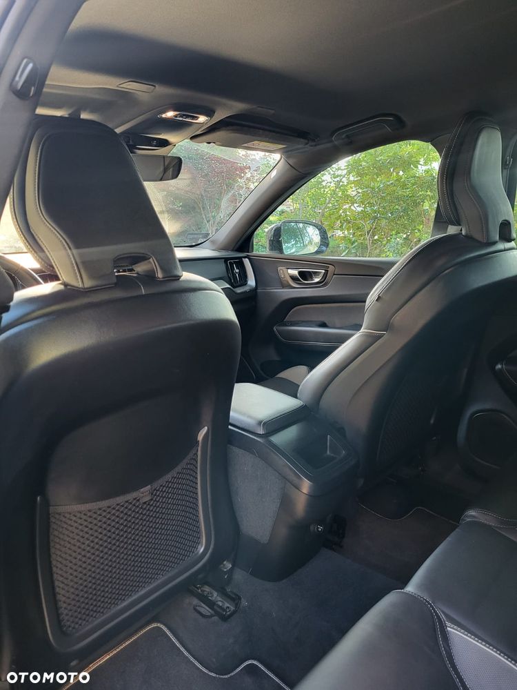 Volvo XC 60 D4 SCR R-Design - 19