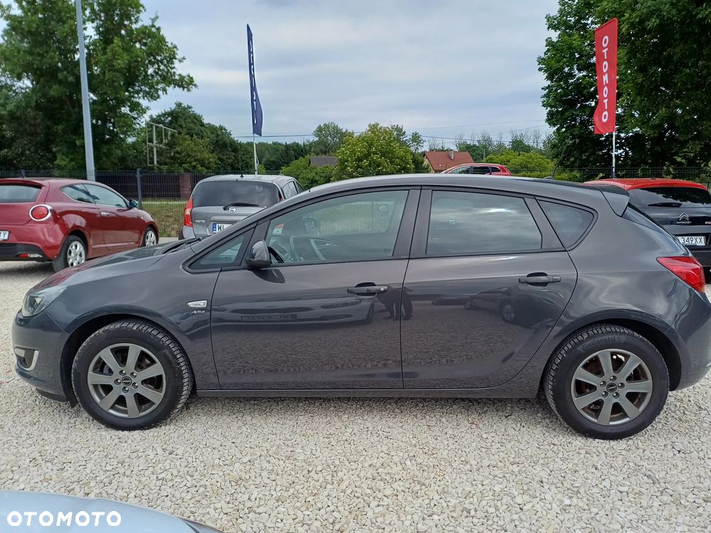 Opel Astra 1.4 T Edition 150 - 16