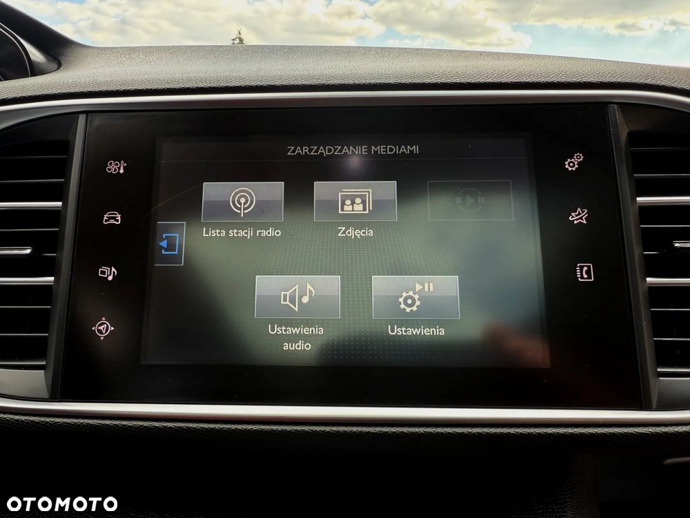 Peugeot 308 1.6 BlueHDi Business Line S&S - 24