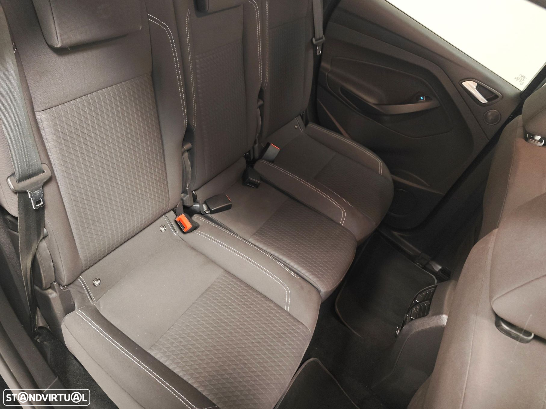 Ford C-Max 1.5 TDCi S&S Trend - 57