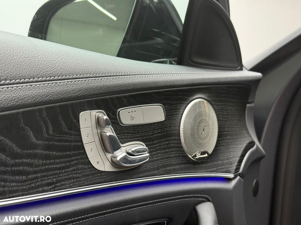 Mercedes-Benz E 300 9G-TRONIC AMG Line - 17
