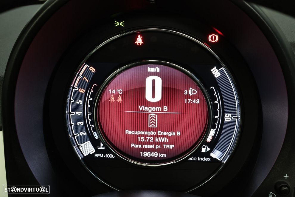 Fiat 500C 1.0 Hybrid - 13