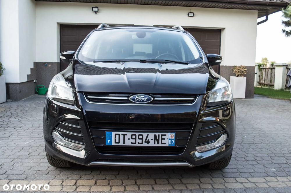 Ford Kuga 2.0 TDCi 2x4 Titanium - 2