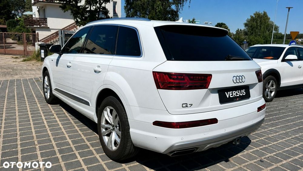 Audi Q7 - 6