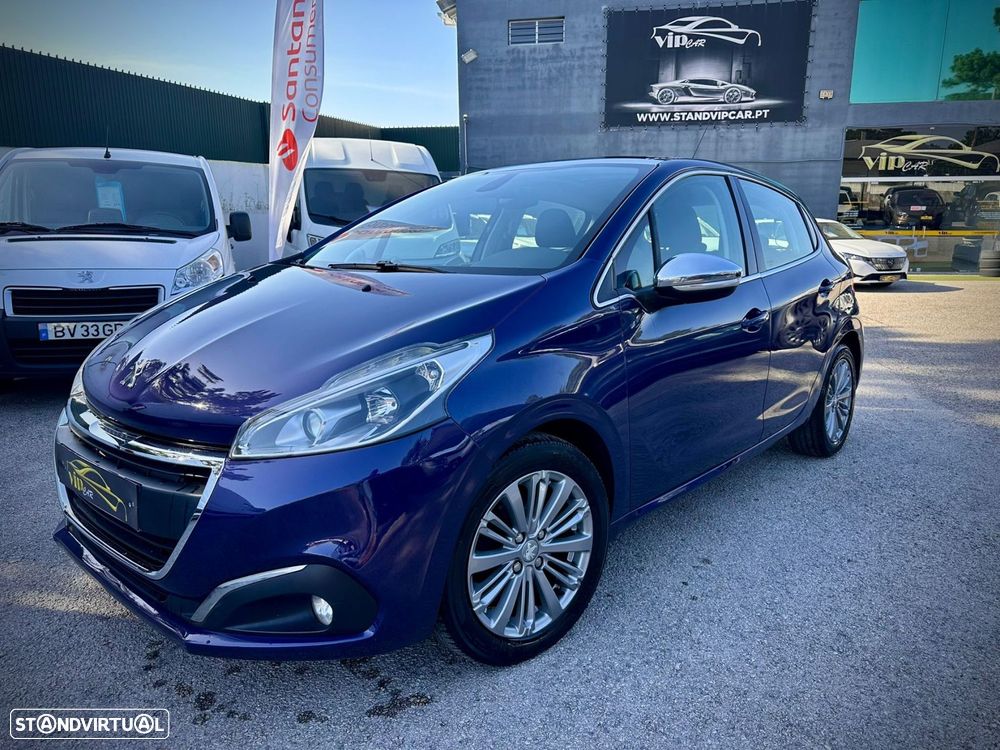 Peugeot 208 1.2 VTi Allure - 1