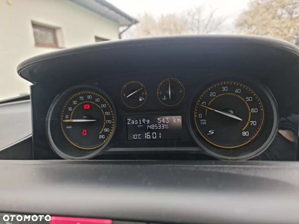 Lancia Ypsilon 1.2 8V Momo S&S - 13