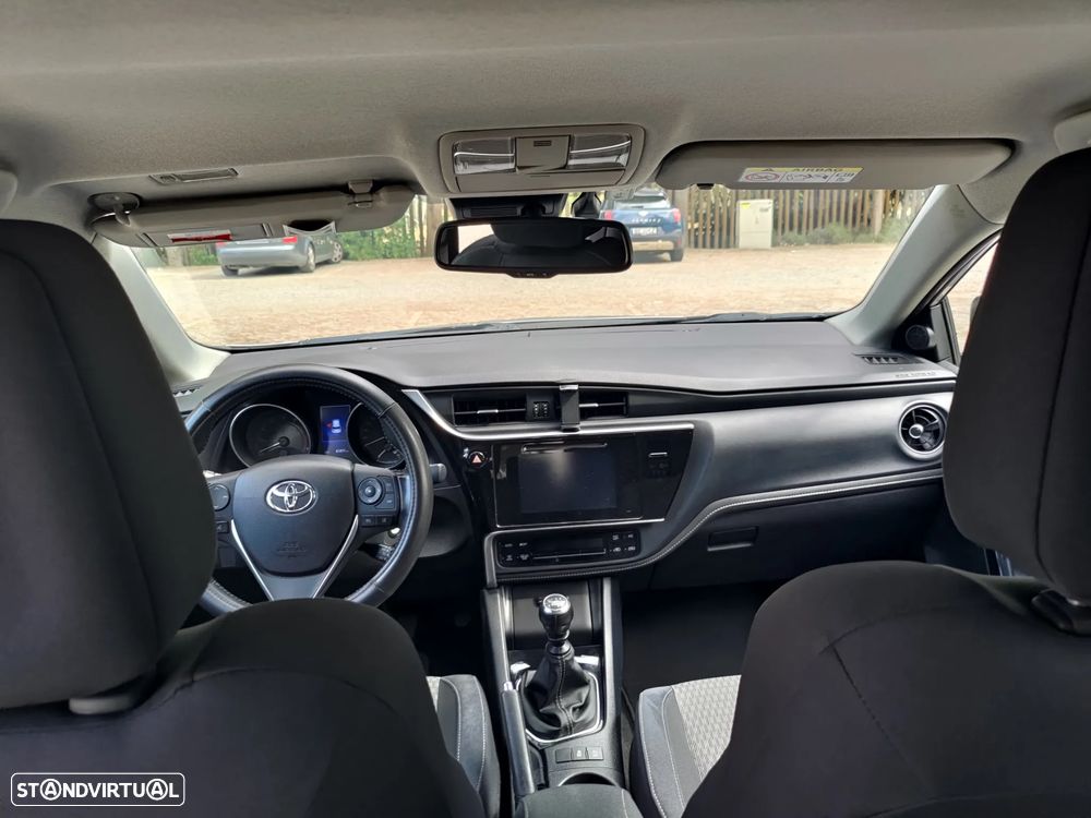 Toyota Auris 1.2T Comfort+Pack Techno+P.Sport - 11