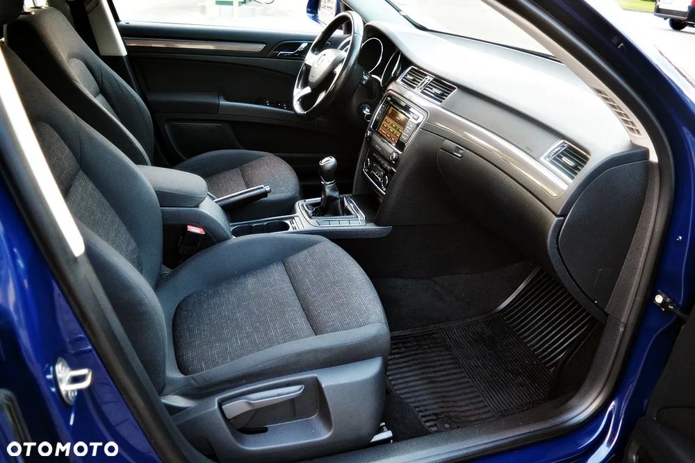 Skoda Superb 1.6 TDI Active - 17