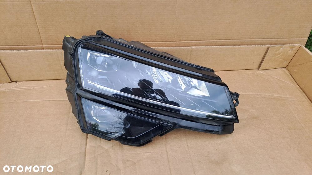 SKODA KAROQ LAMPA PRAWA PRZEDNIA FULL LED 57B941016B - PUSZKA - 1