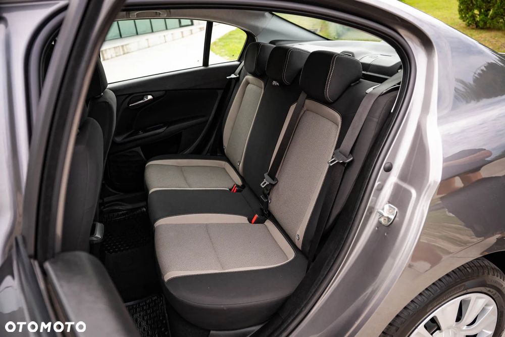 Fiat Tipo - 18