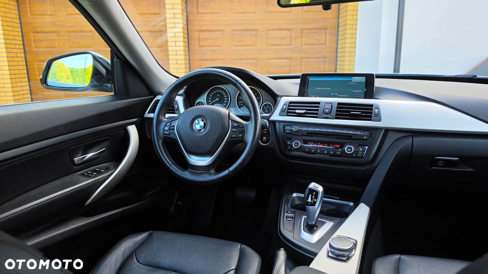 BMW 3GT 320i Sport Line - 19
