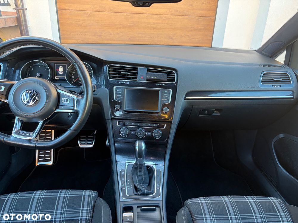 Volkswagen Golf GTD 2.0 TDI SCR DSG - 13