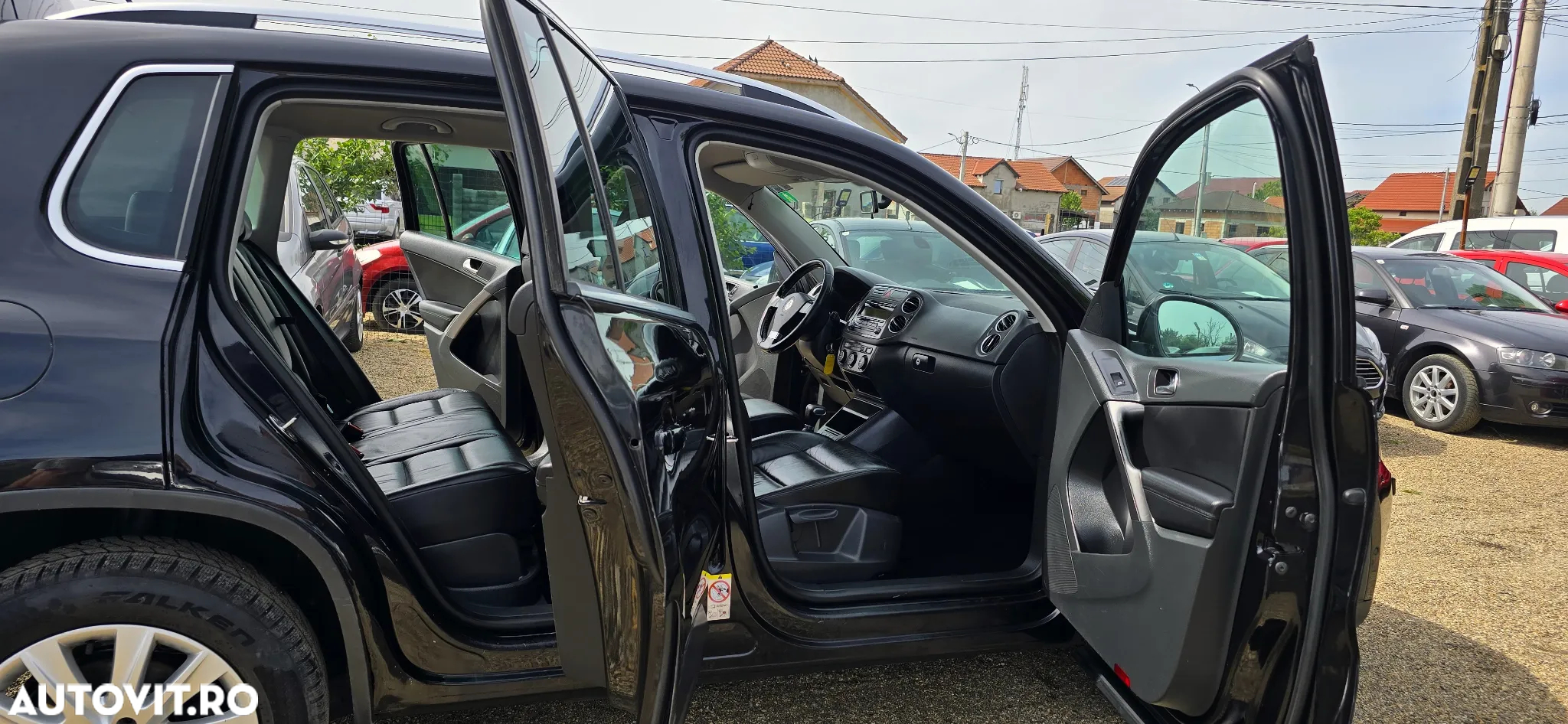 Volkswagen Tiguan 2.0 TDI 4Motion DSG Sport & Style - 32