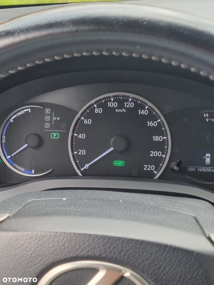 Lexus CT 200h F Sport - 12