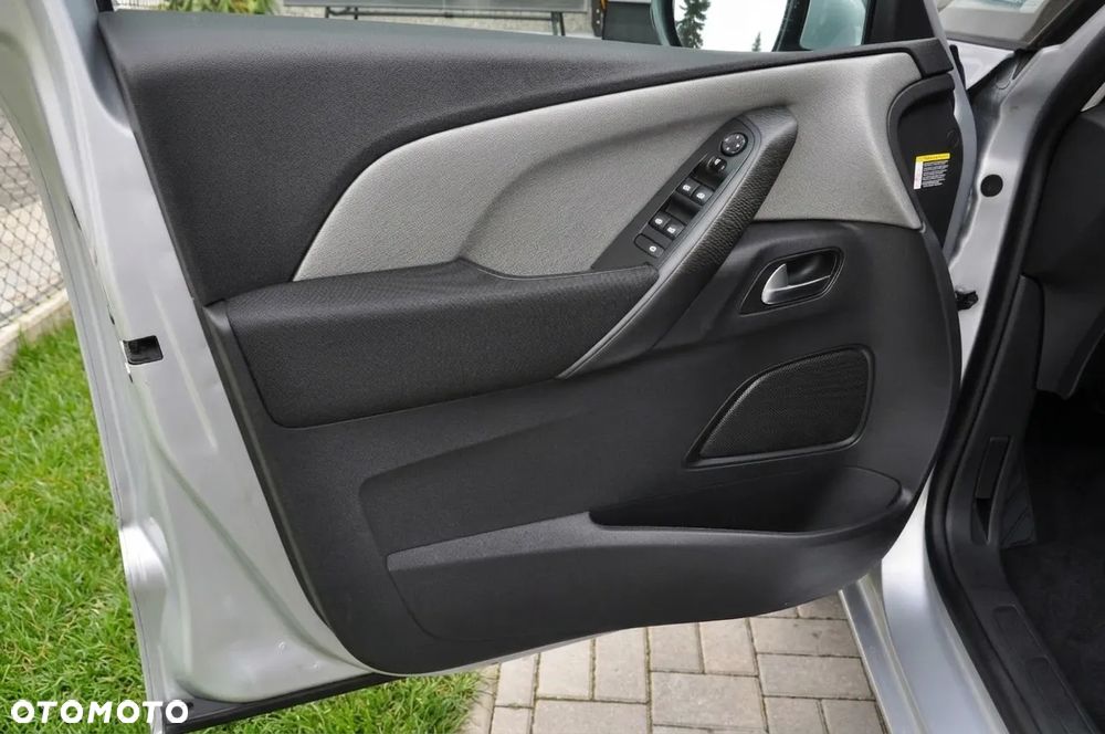 Citroën C4 Picasso e-HDi 115 ETG6 Exclusive - 30