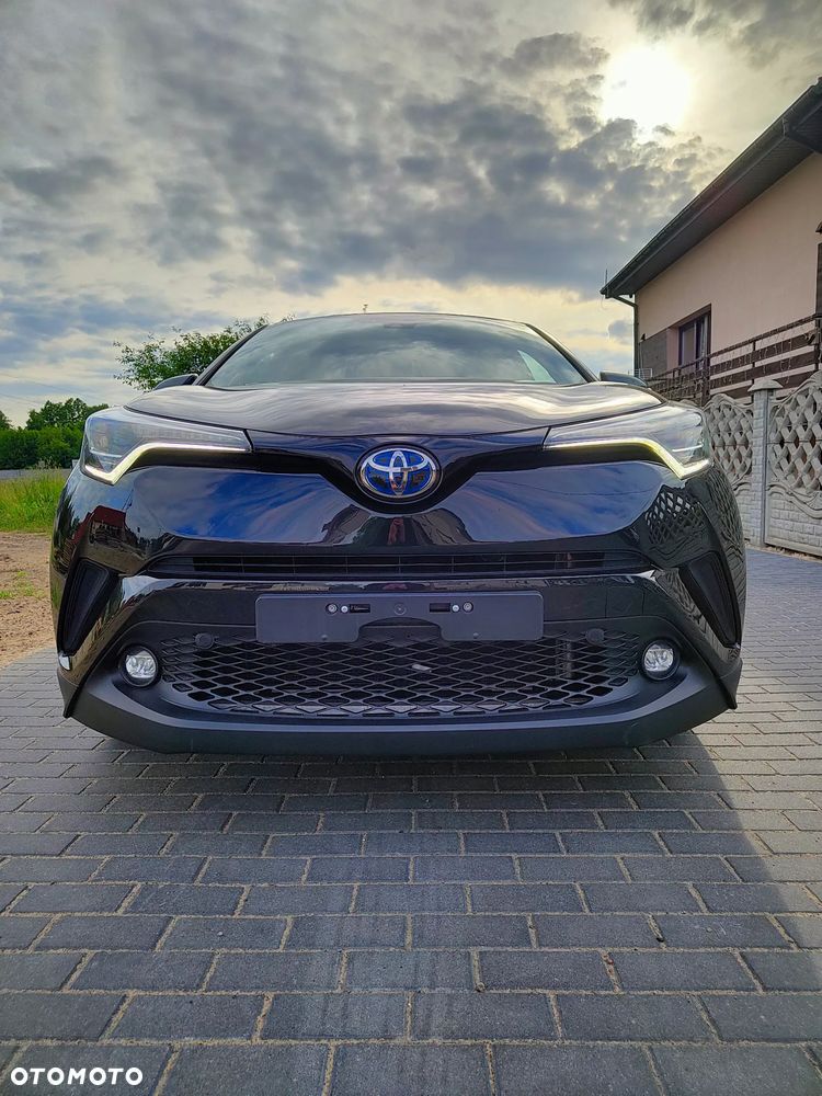 Toyota C-HR Business-Edition - 4
