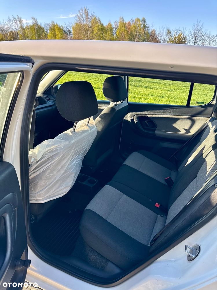 Skoda Fabia 1.6 TDI DPF Ambition - 11