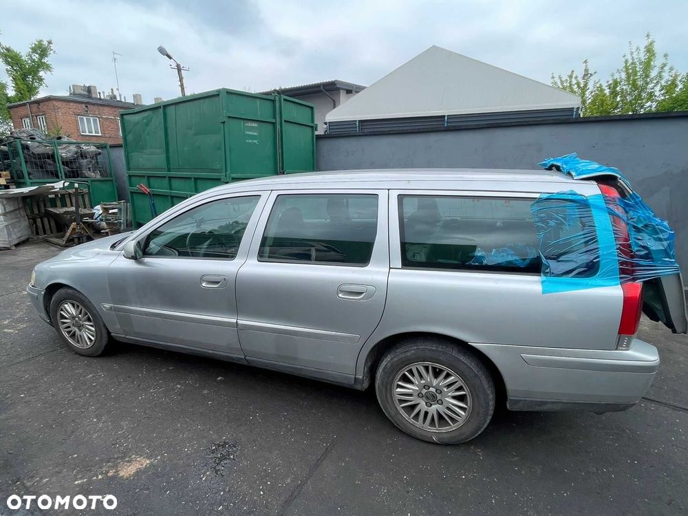 2005 Volvo V70 2.4 D 131 KM D5244T2 Silnik Skrzynia Części